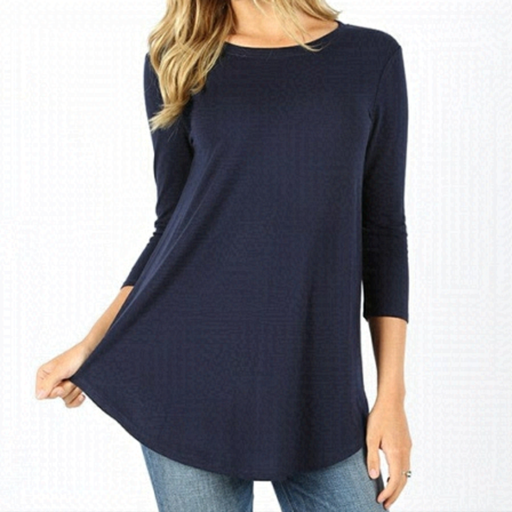 ZENANA Navy Color 3/4 Sleeve Round Neck Top Tee Size Medium NWT